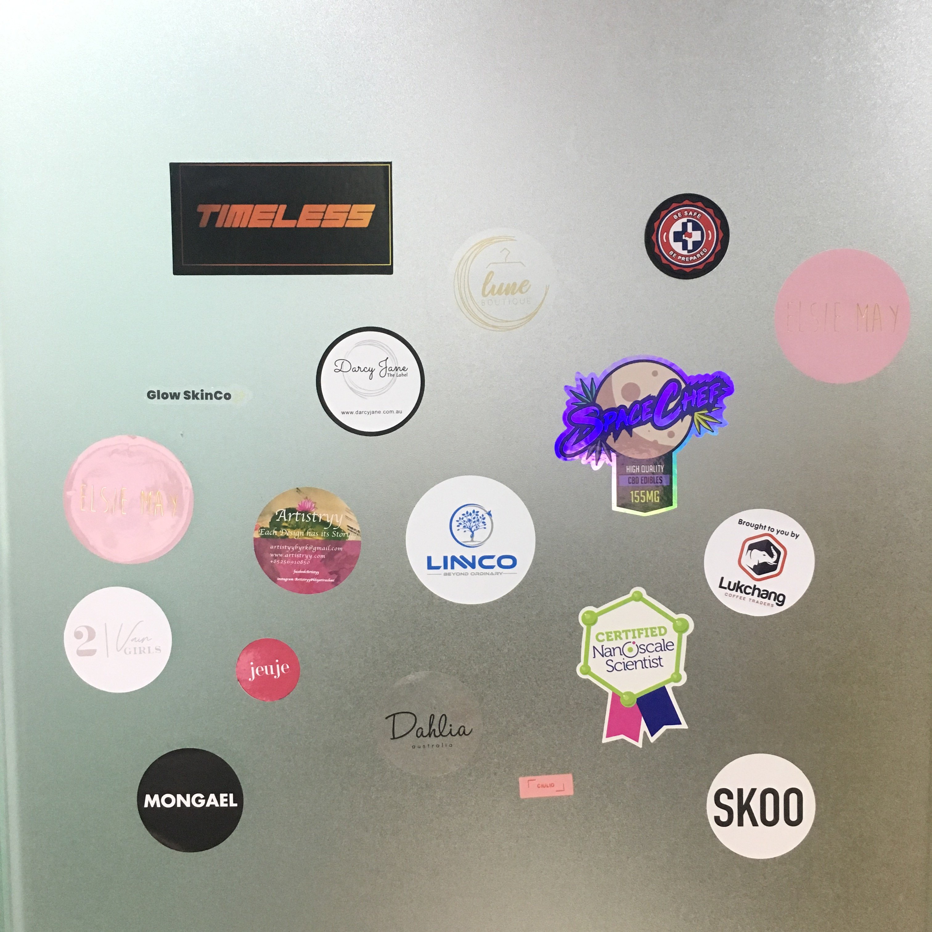 Self Adhesive Customized Stickers custom brand packaging label