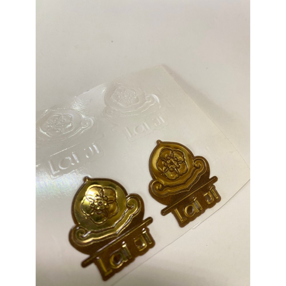 Gold Foil Embossed Seal Sticker Low Moq High Quality 3D Embossed Metallic Gold Sticker With Custom Logo