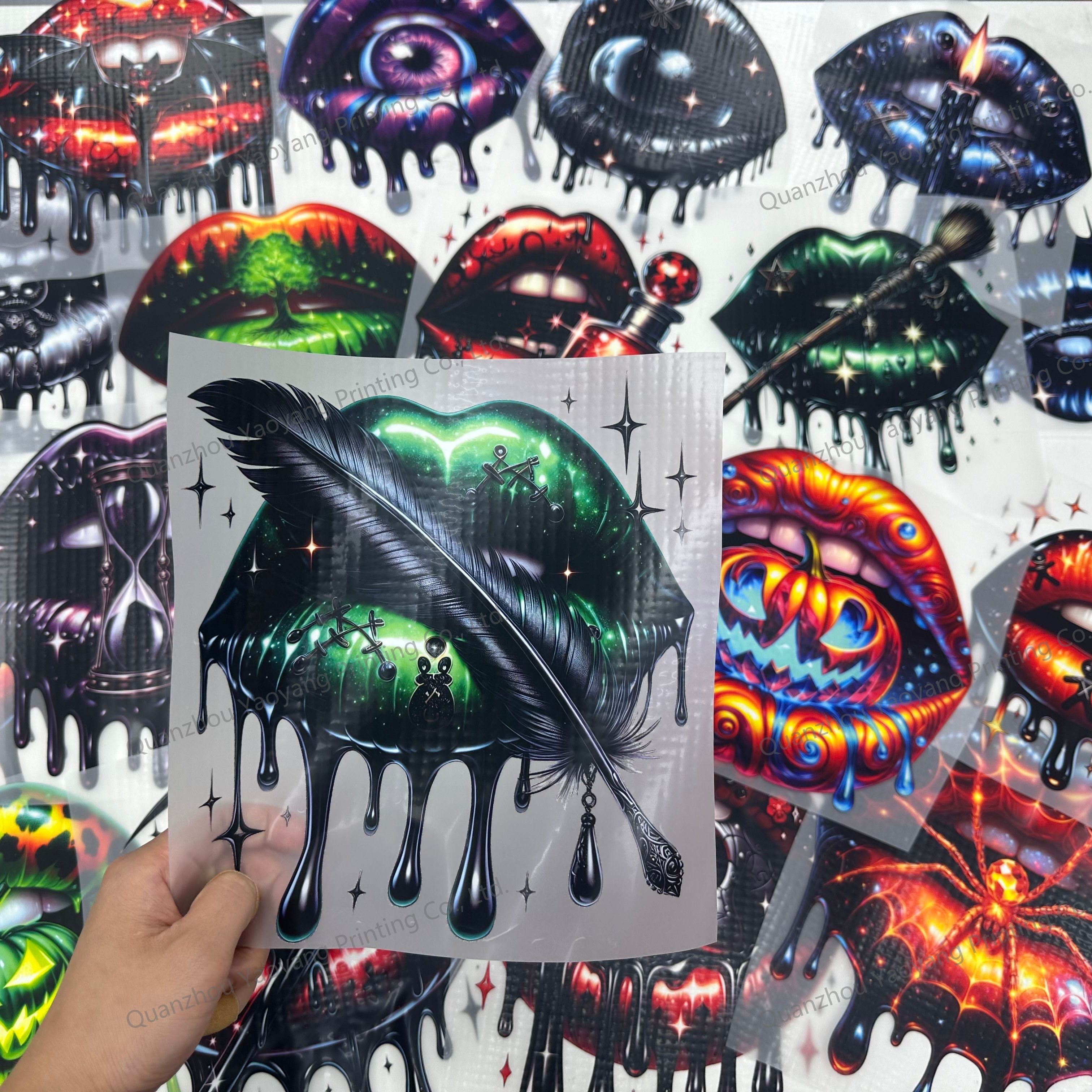 Hot Fashion Heat Transfer Label Clothes Iron On Decals Garment Accessories Dtf Transfers For T Shirts Color lips Sticker