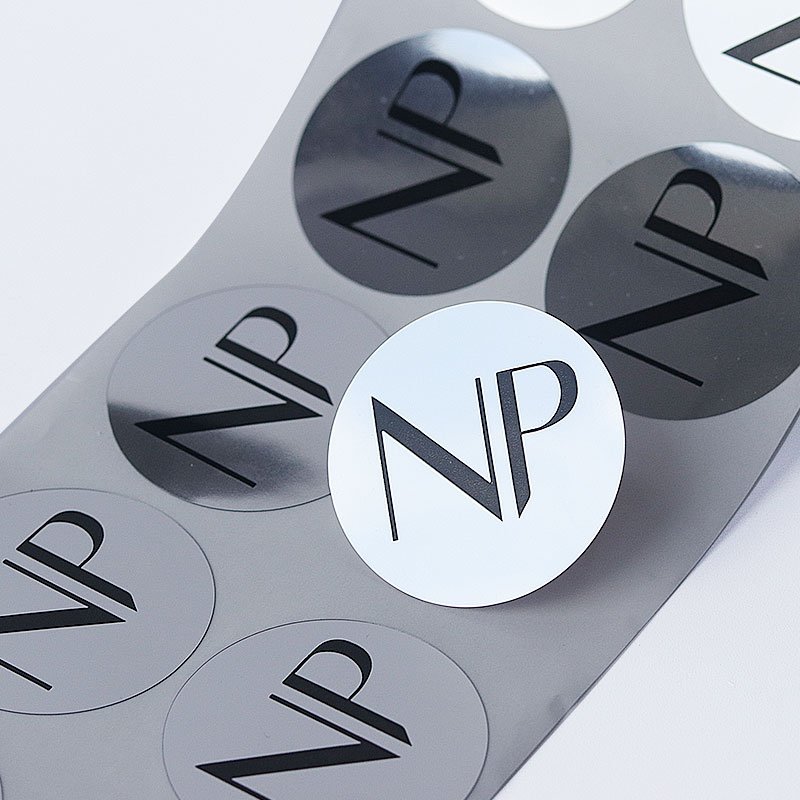 Free design of metal photosensitive surface waterproof circular 1-inch sticker