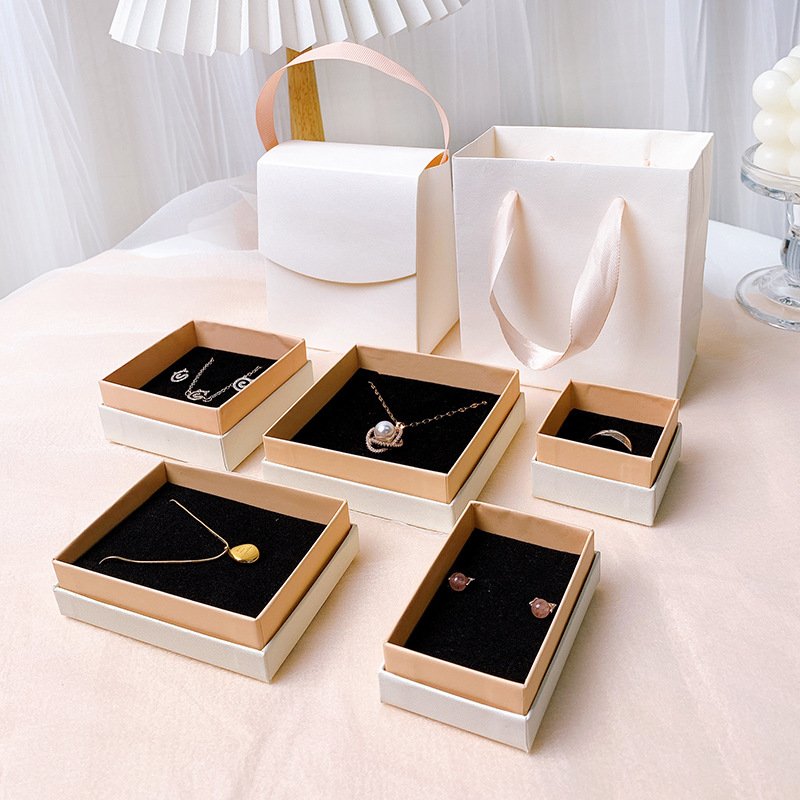 Custom Logo Cardboard Luxury Jewelry Box with Velvet Lid and Base for Bracelets Necklaces Rings Watches Party Gift Boxes