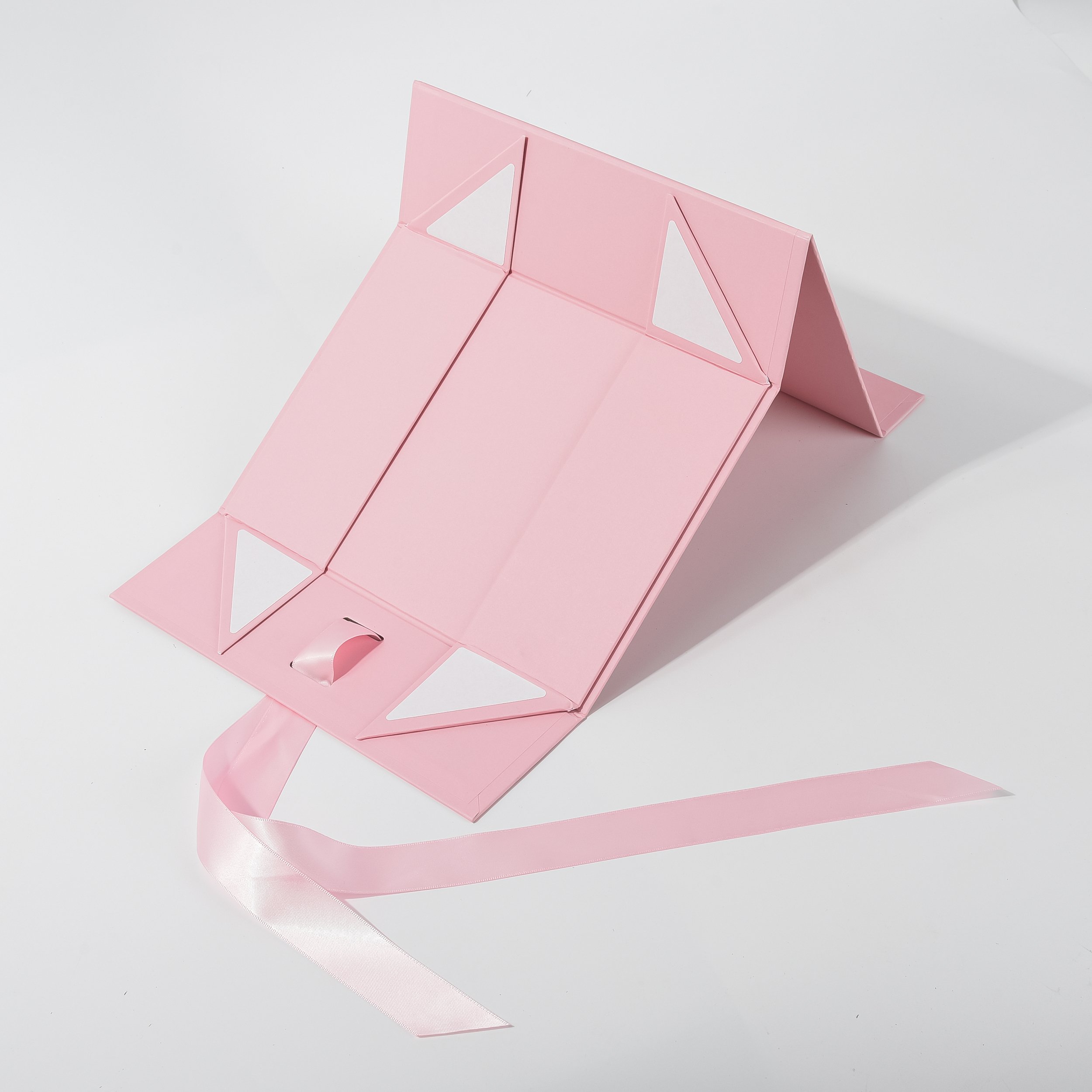 Wholesale High Quality Custom Size Corrugated Cardboard Box Black and Pink Cosmetic Set Postal mailing Box for cosmetic