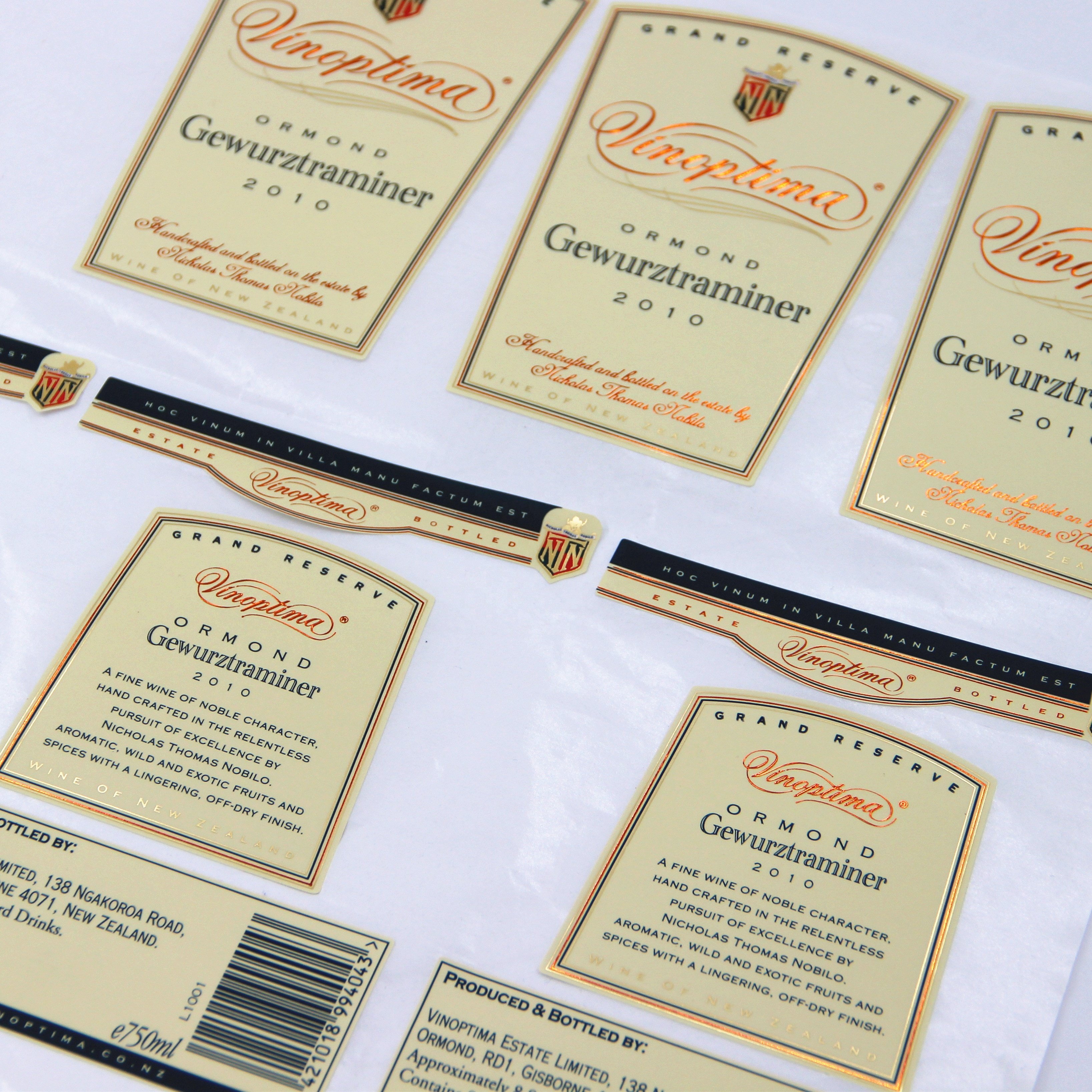 Customized Stickers Neck Embossing Gold Foil Stamping Matte Sticker Red Wine Waterproof Custom Stickers for Wine Bottle
