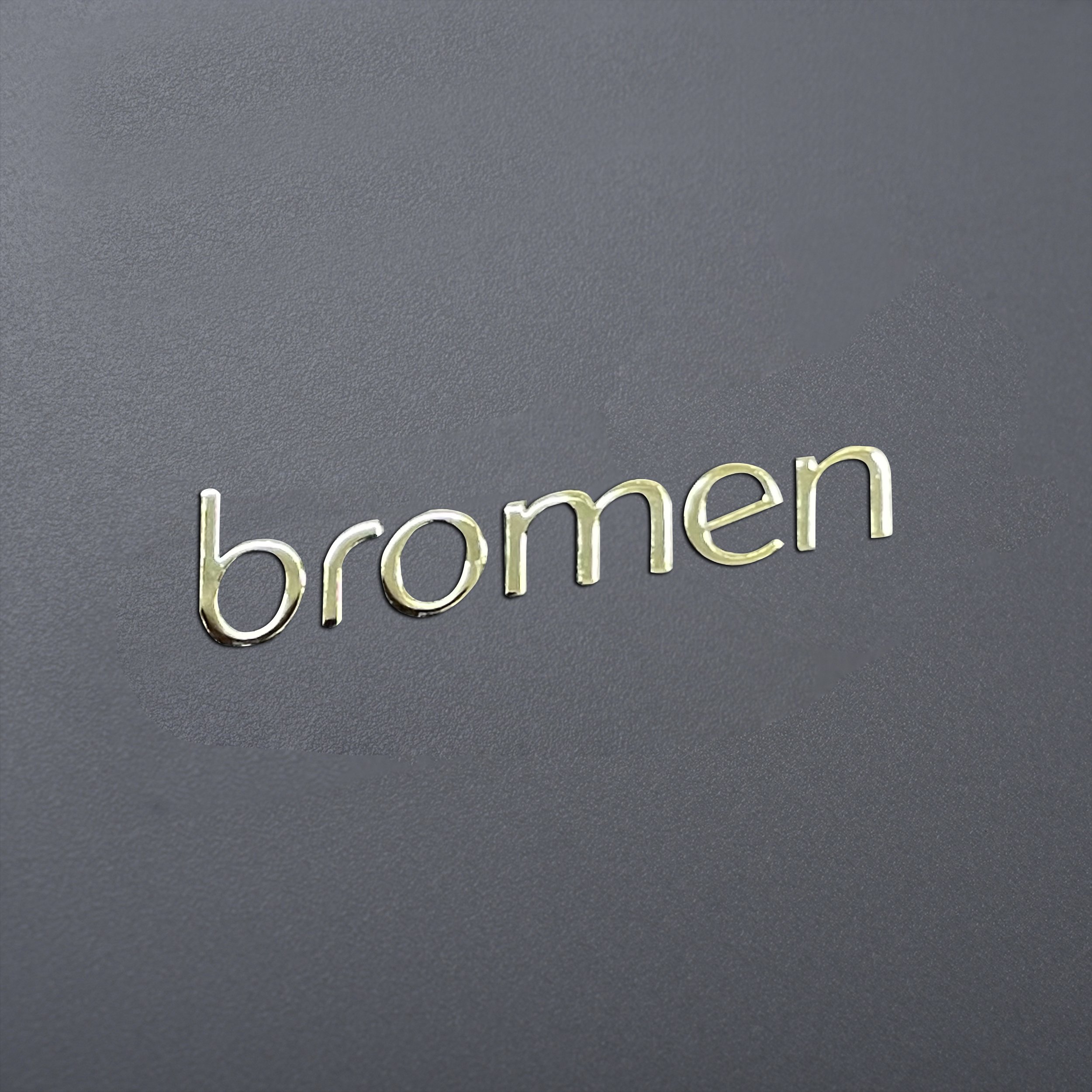 Custom logo small thin 3D embossed metal logo sticker glasses frame sunglasses silver gold metal logo sticker