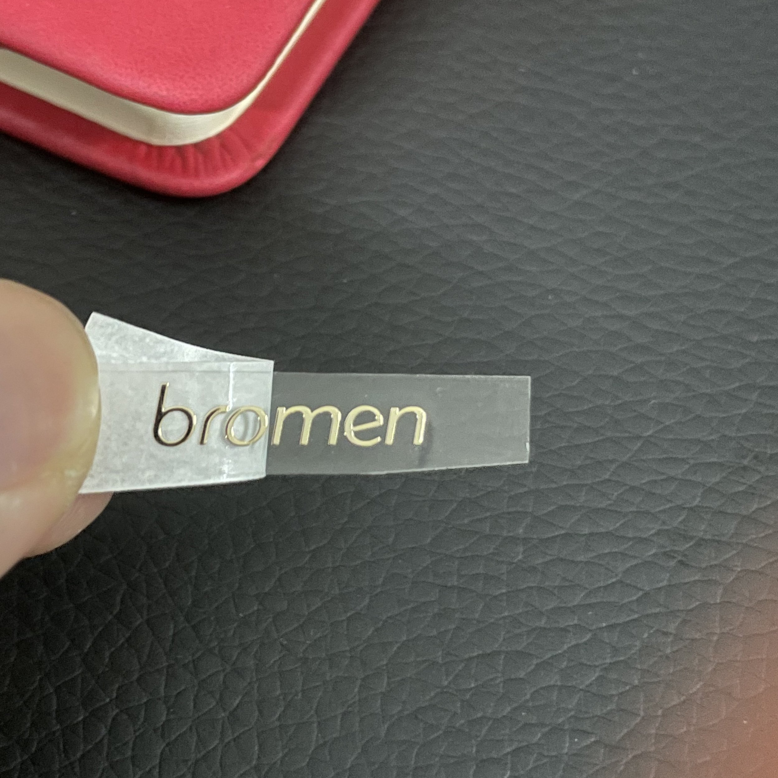 Custom logo small thin 3D embossed metal logo sticker glasses frame sunglasses silver gold metal logo sticker