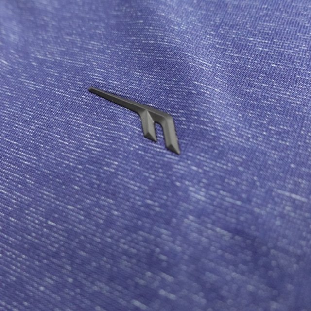 Custom transfer decals on clothing are used in plastisol transfer custom factories for T-shirts