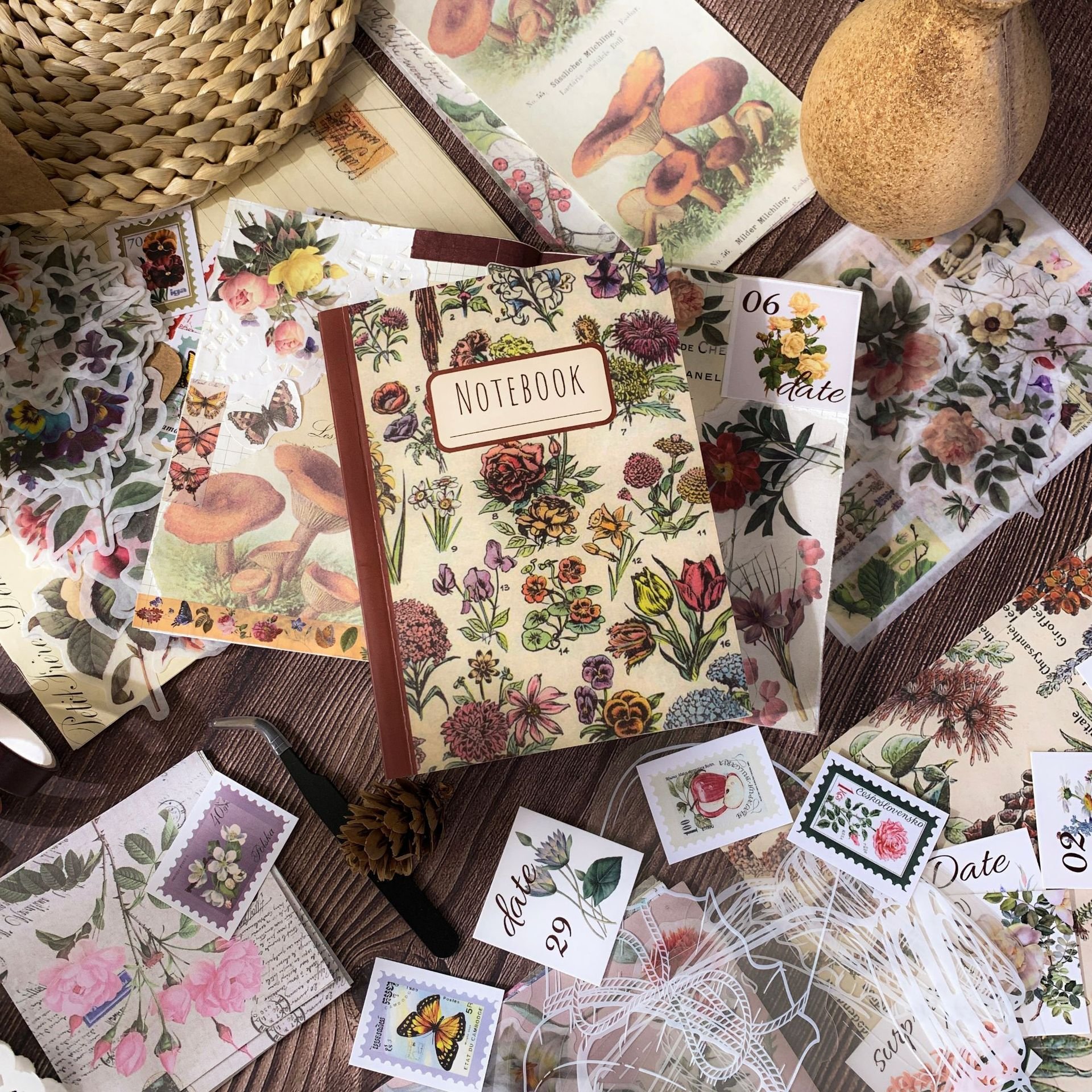 265P Vintage Scrapbooking Kit with A6 Notebook Journaling Supplies Scrapbook Craft Gift for Teens Kids Diy Journal kit