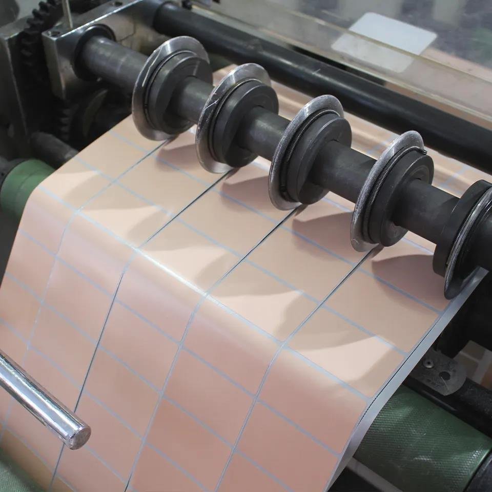 High-quality manufacturers direct sales 500 lables/roll 100*150mm Blank sticker direct thermal label