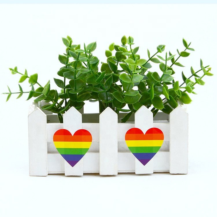 Amazn Hot Seller 3.8cm Customized Logo Rainbow Red Heart Valentine Day Gift Shopping Label Sticker