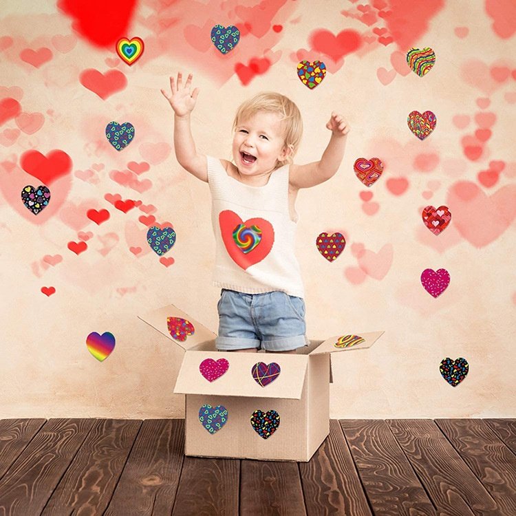 Amazn Hot Seller 3.8cm Customized Logo Rainbow Red Heart Valentine Day Gift Shopping Label Sticker