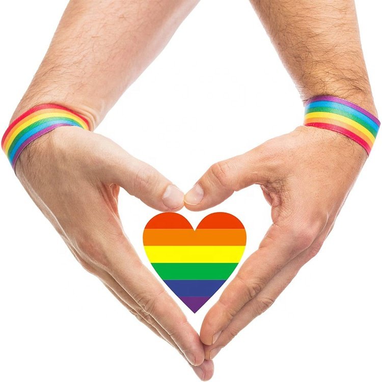Amazn Hot Seller 3.8cm Customized Logo Rainbow Red Heart Valentine Day Gift Shopping Label Sticker