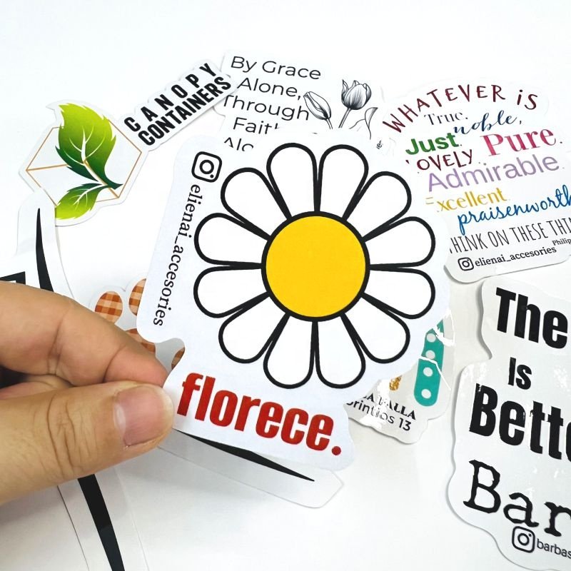 Custom Logo Sticker Label Printing Waterproof Roll Synthetic Paper Adhesive Round Logo Sticker