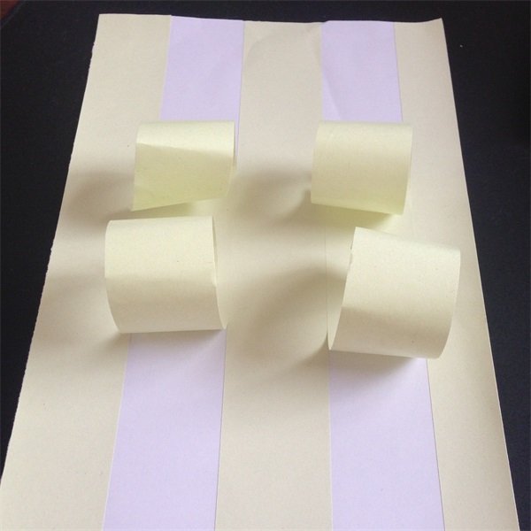 Cast coated self adhesive paper with slit release paper Manufacturers