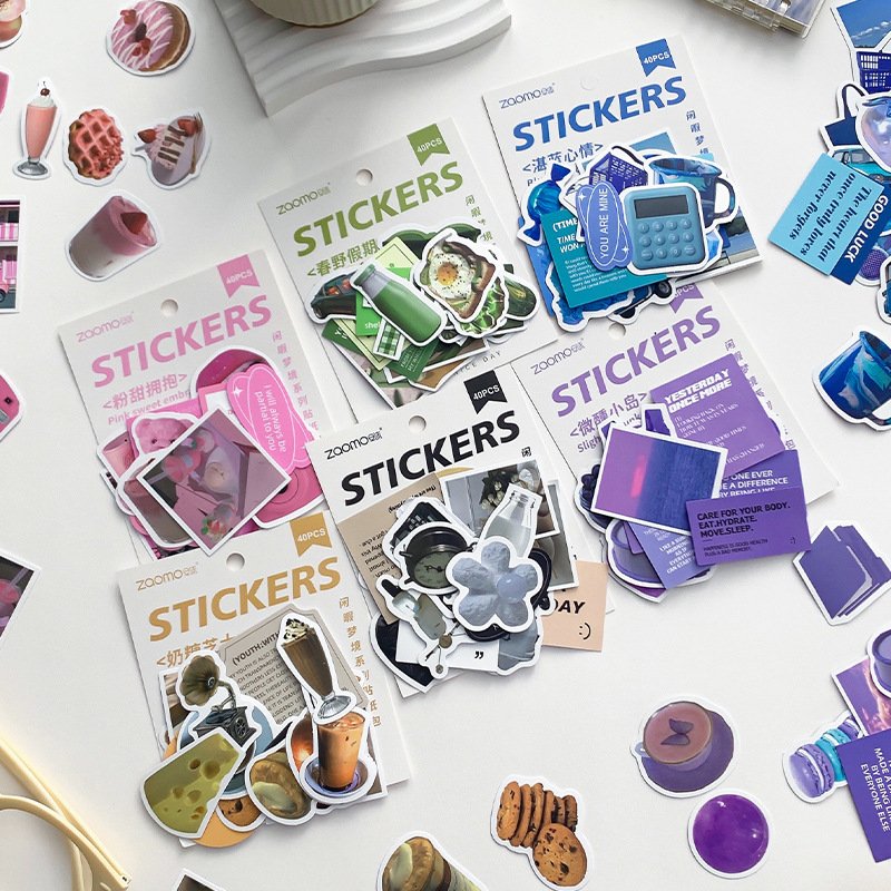 Custom round Sticker Roll Any Text Image Private Label Logo Stickers Gold Foil Printing Sponge Liner Type Corrugated Board Paper