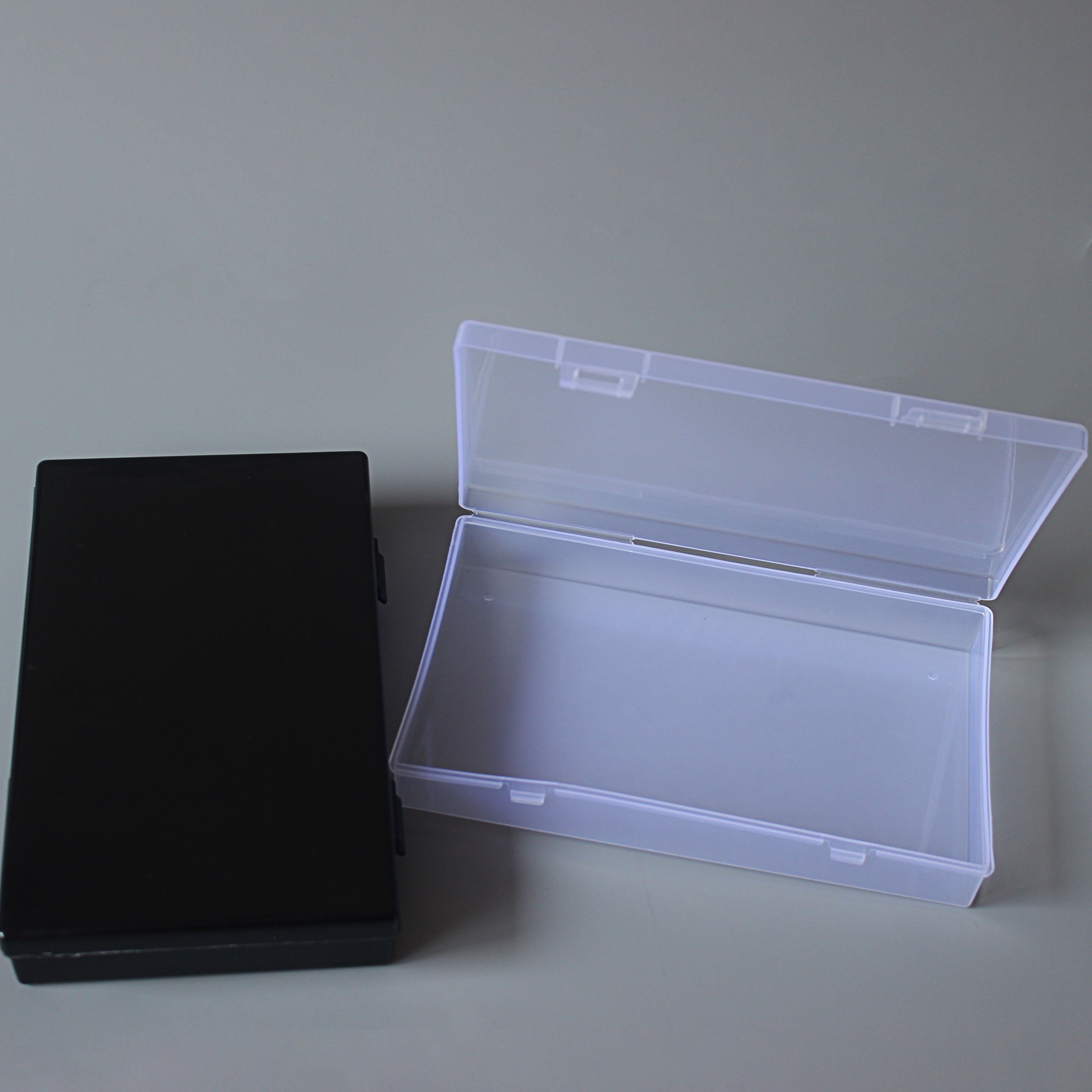 D603 Small square plastic packing empty box with hook parts electronic components storage box