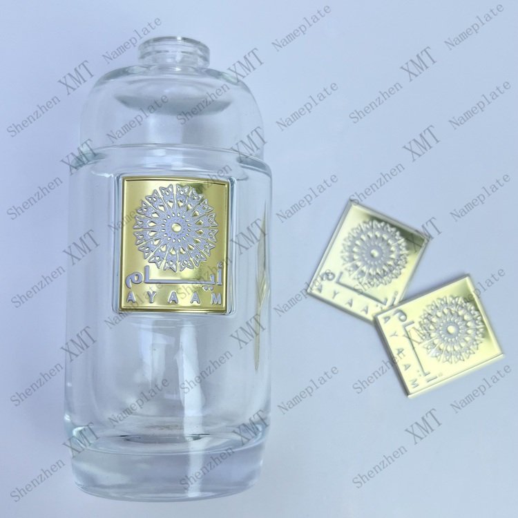 Custom logo sticker Waterproof Private luxury perfume glass bottle packaging labels for spray bottles