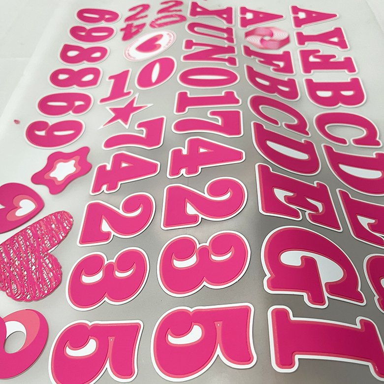 Designer wholesale 3d silicone heat press iron on t shirts vinyl logo patches transfer screen printing stickers for clothes