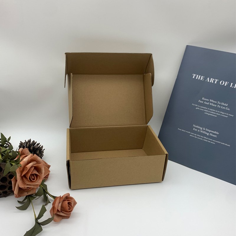 Custom Logo Branded Gift Cardboard Seal Shipping Box for Packaging Wholesale Factory Price Luxury Paper Board Package Box Accept