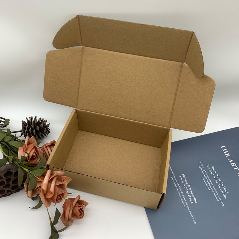 Custom Logo Branded Gift Cardboard Seal Shipping Box for Packaging Wholesale Factory Price Luxury Paper Board Package Box Accept
