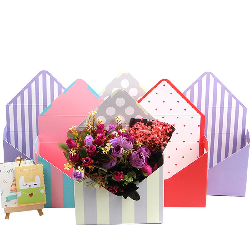 Eco-friendly recyclable printing square bottom flower basket shower clothing gift envelope box