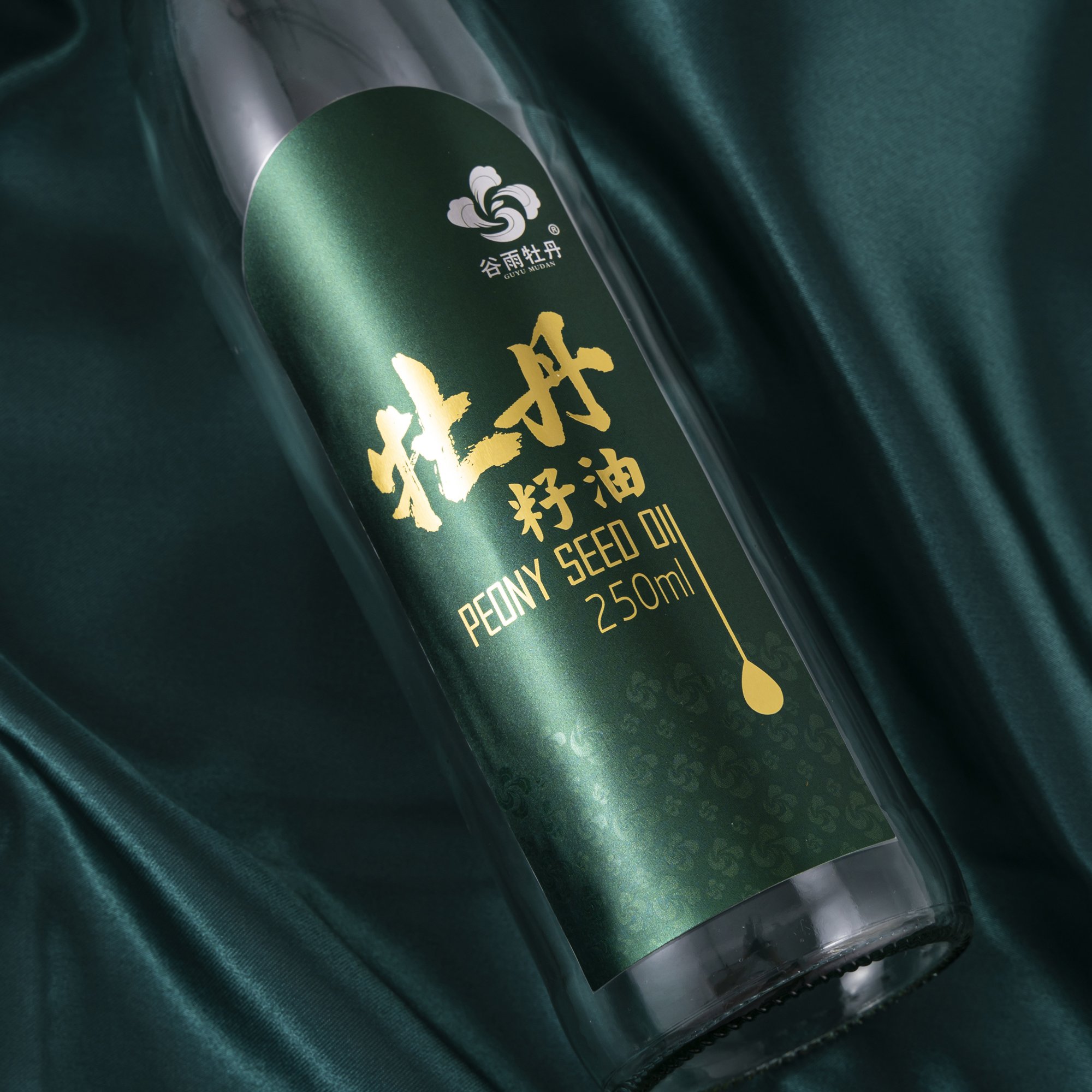 Manufacturers Custom Private Brand Logo Printing Adhesive Roll Labels Oil Food Beverage Stickers for Packaging Bottle