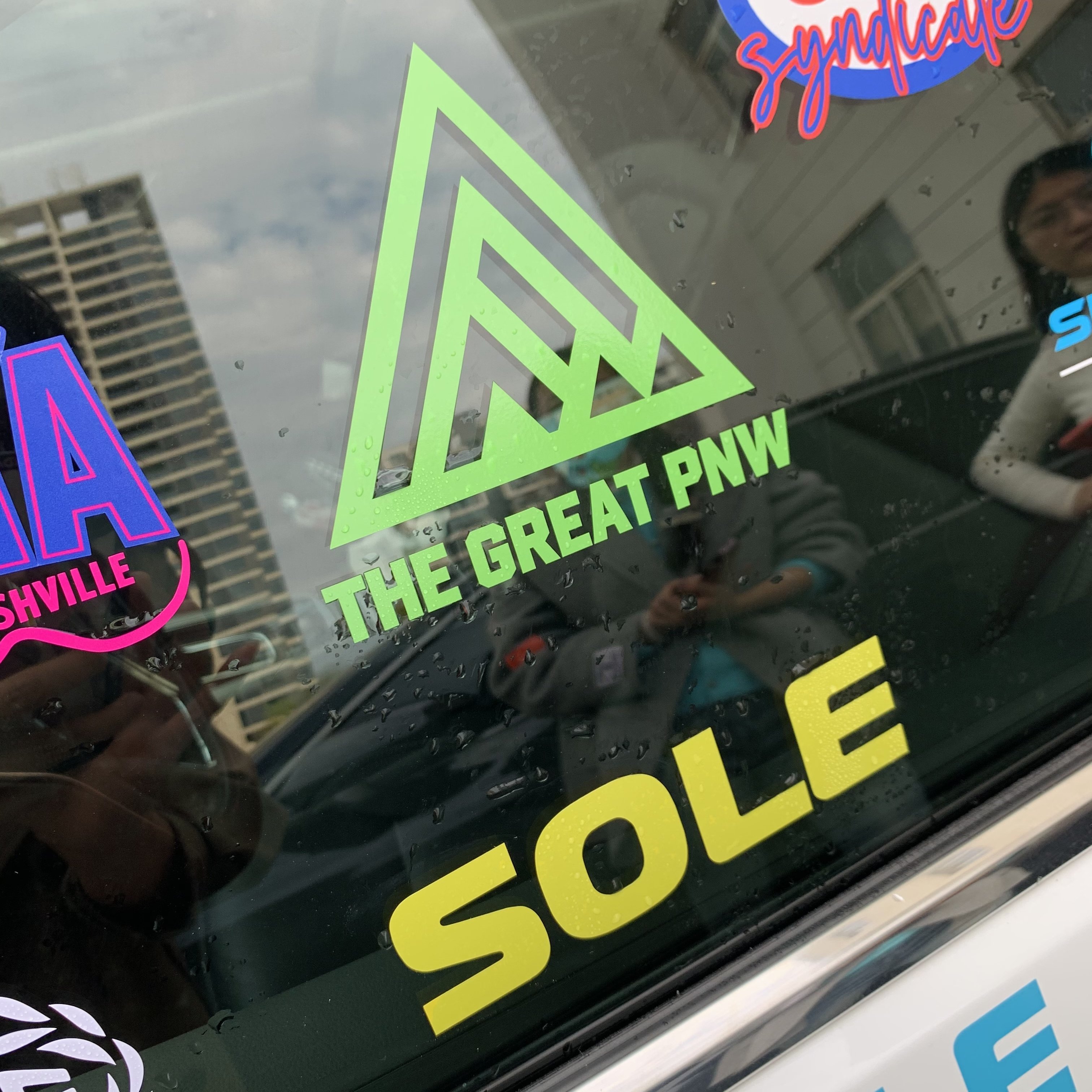Custom Weatherproof UV Resistant Advertising Car Logo Transfer Car Decal Stickers
