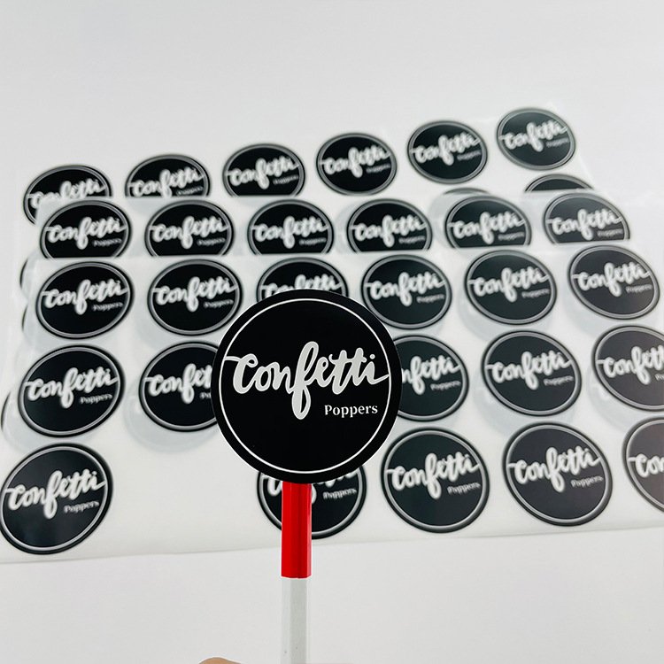 Waterproof Label Stickers for Brand Metal Foil Labels Designers Custom Adhesive Sticker Logo Labels For Bottles Packaging