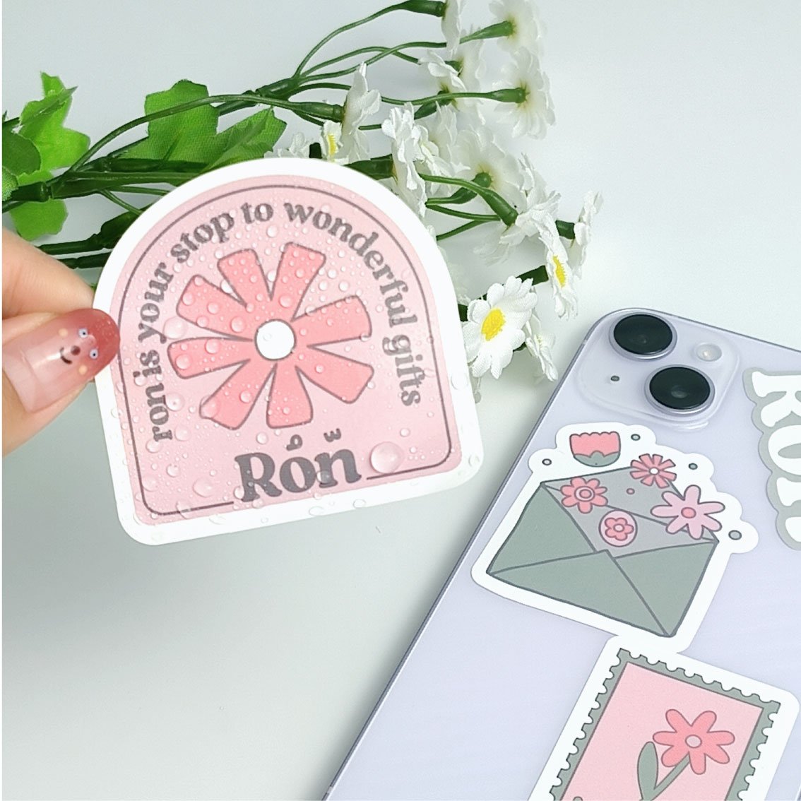 High quality custom logo kiss cut stickers printing adhesive waterproof vinyl die cut sticker sheets