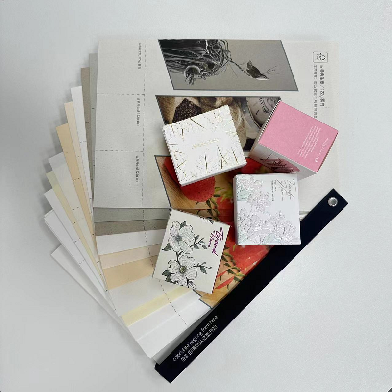 Qiang Qiang paper Eco Friendly 100% Recycle 120-300GSM FSC recycle paper roll for box