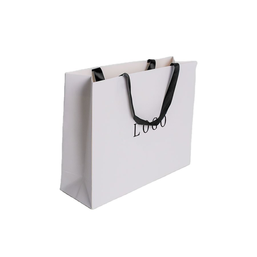 White Cardboard Gift Customized Logo Garment Paper Bags For Clothes