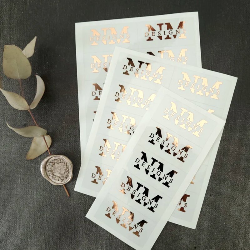 Customized OEM Printing LOGO Self Adhesive Clear Gold Foil Circle Stickers Vinyl Transparent Label Roll Cosmetic Package Labels