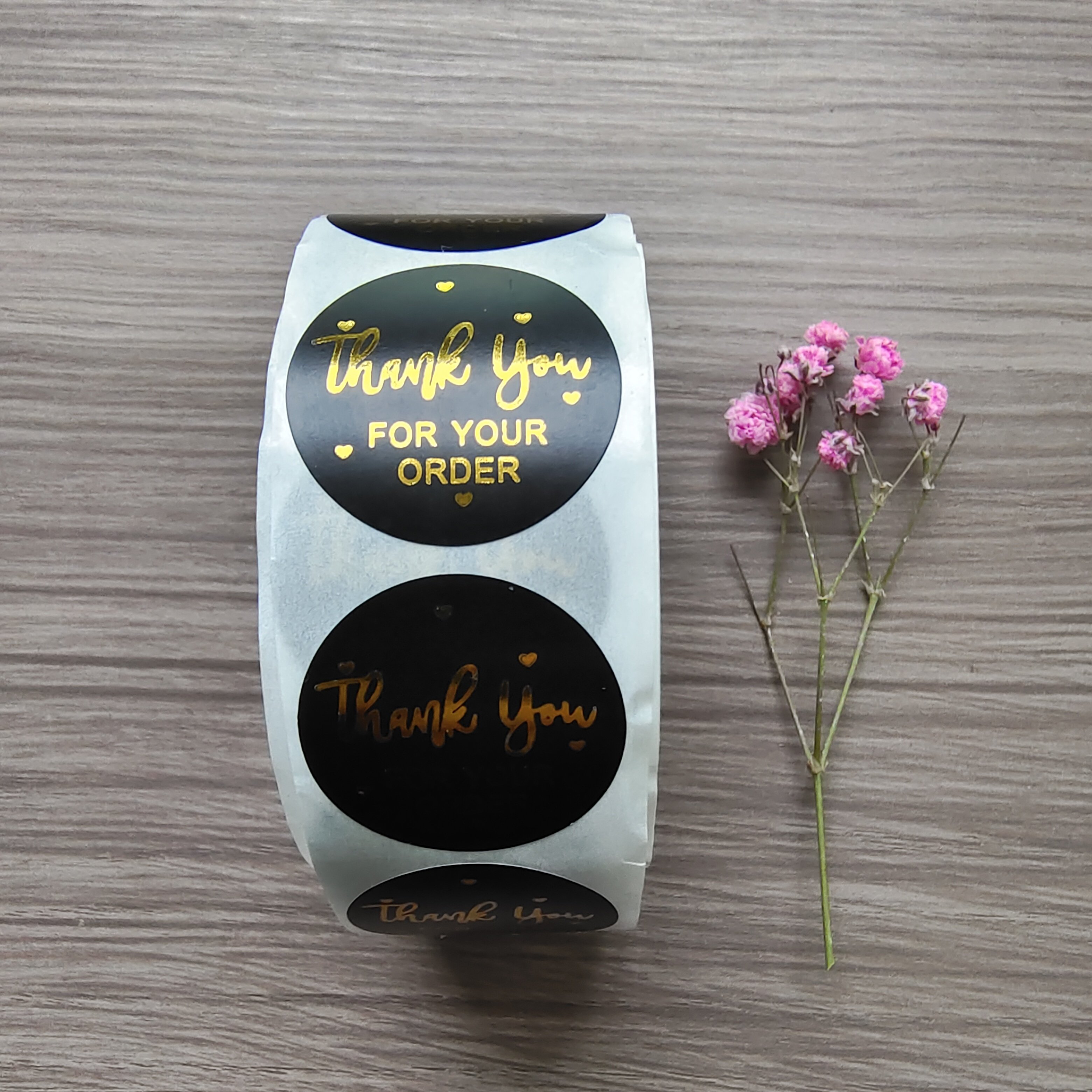 Fashionable Custom Logo Printed Roll Adhesive Sticker Kiss Cut Waterproof PVC Vinyl Stickers