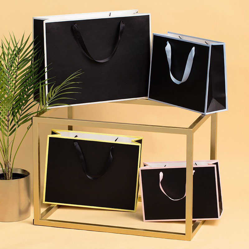Factory Custom Gift Bag Luxury Retail Shopping Paper Bag Handle Bulk Small Shopping Bag with handles for clothing