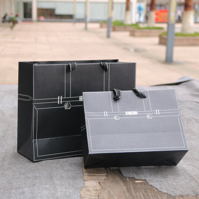 Wholesale Logo Printed Luxury Kraft Retail Paper tote bag Shopping Bag Paper Gift Bag With Handle