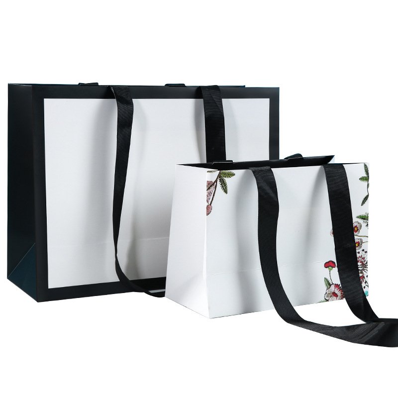 Wholesale Logo Printed Luxury Kraft Retail Paper tote bag Shopping Bag Paper Gift Bag With Handle