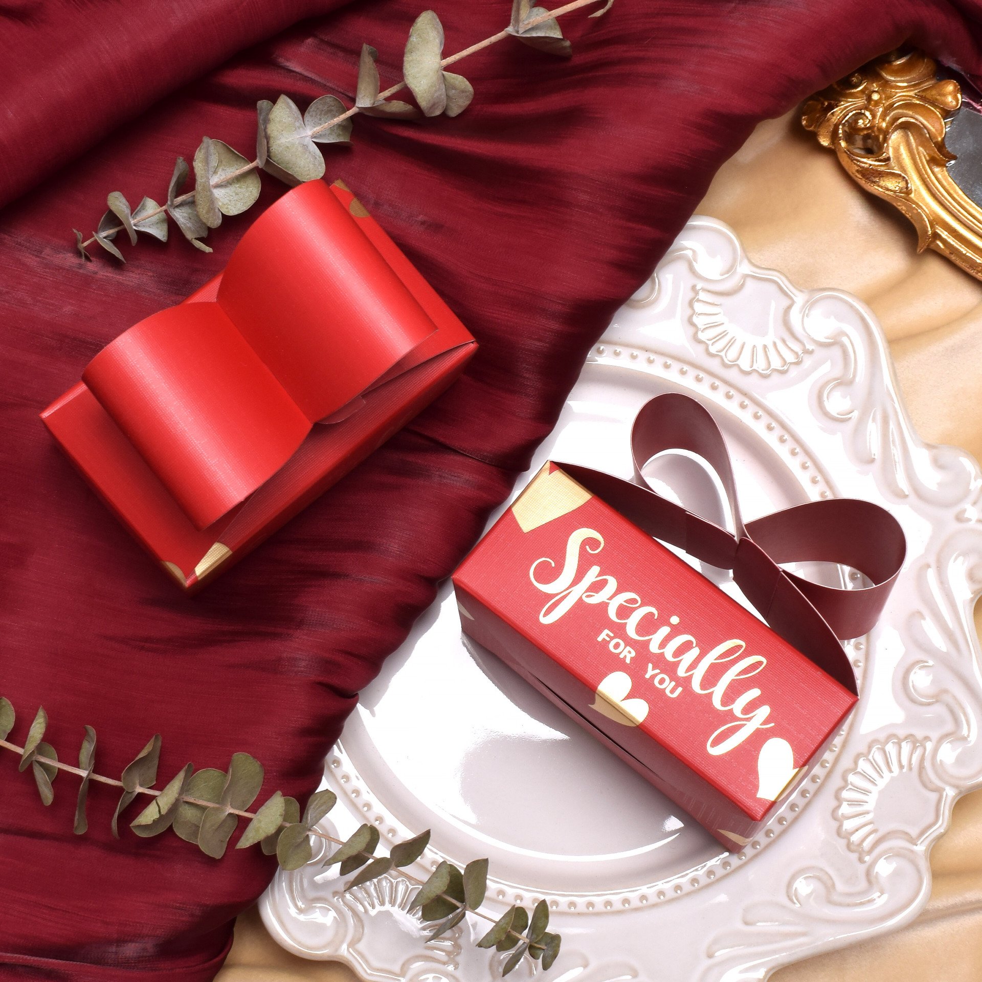 Luxury Wholesale Design Eco Friendly Candy Box Wedding Favor Bridesmaid Gift Box for Cookie Biscuit