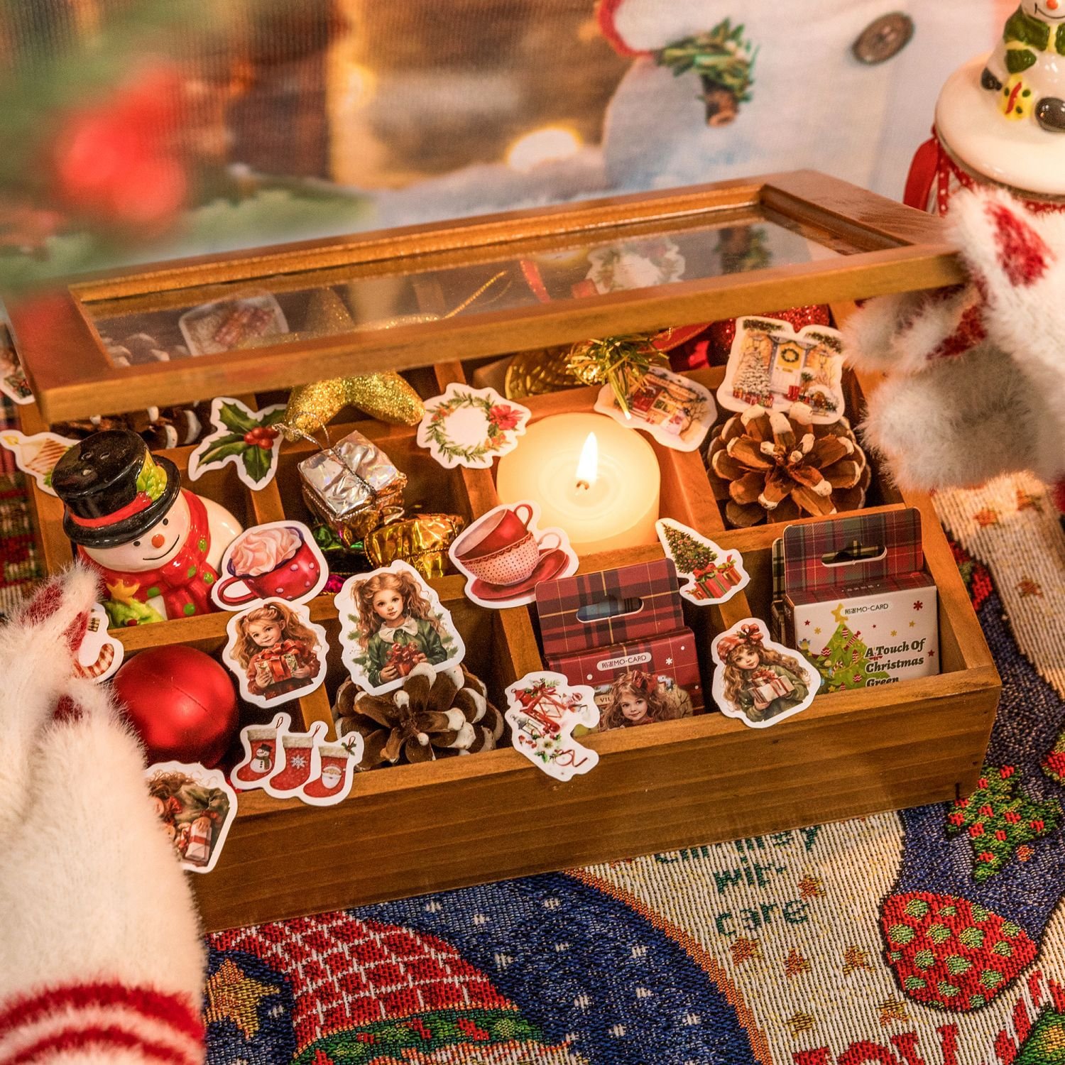 46 stickers per box, gift Christmas series, Christmas themed tent decoration materials, 4 options to choose from