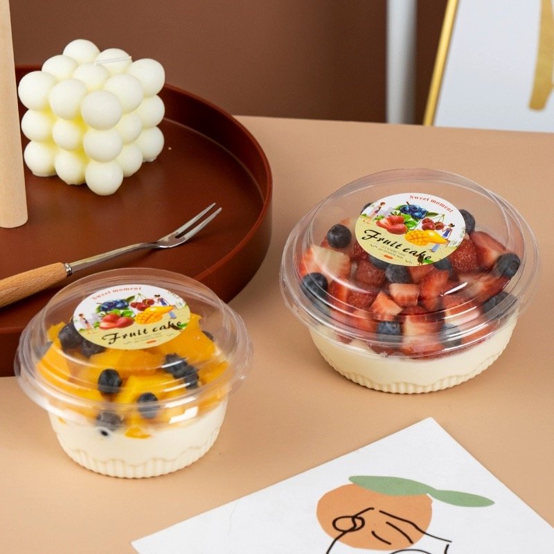 High Quality PET Material round Pudding Container with Custom Sticker Small Cake Lid in Stock for Food DessertUse