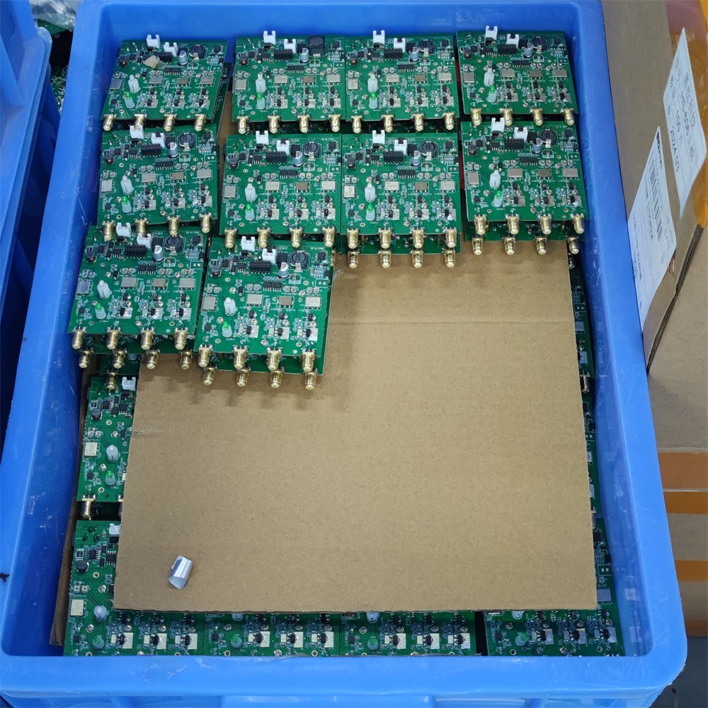 ZD Customized UHF Signal Generator 300-450Mhz Rf Gsm Uav Fpv Power Amplifier Module