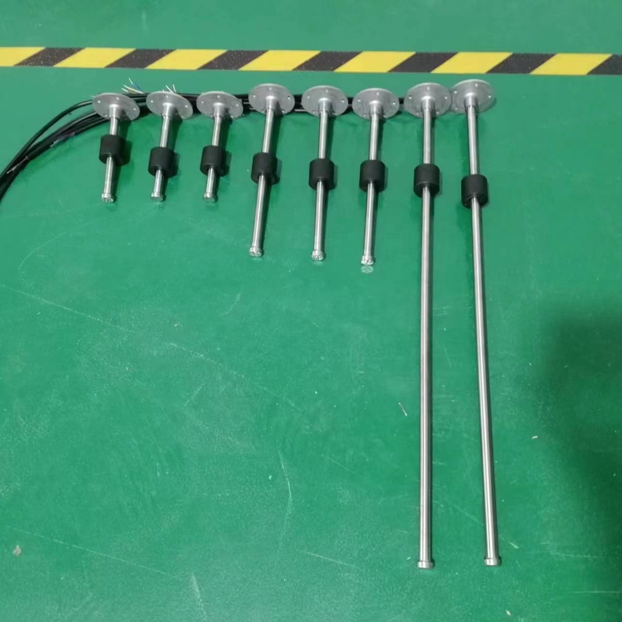 Fuel Tank Level Sensor 0-190 ohm Diesel Level Control Float Type Oil Level Gauge For RV Generator Support Customized