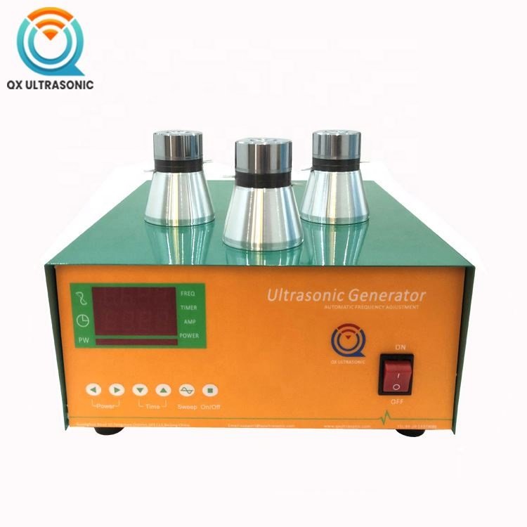 Ultrasonic Frequency Signal Generator 2000w Pzt Generator For Transducer Cleaning