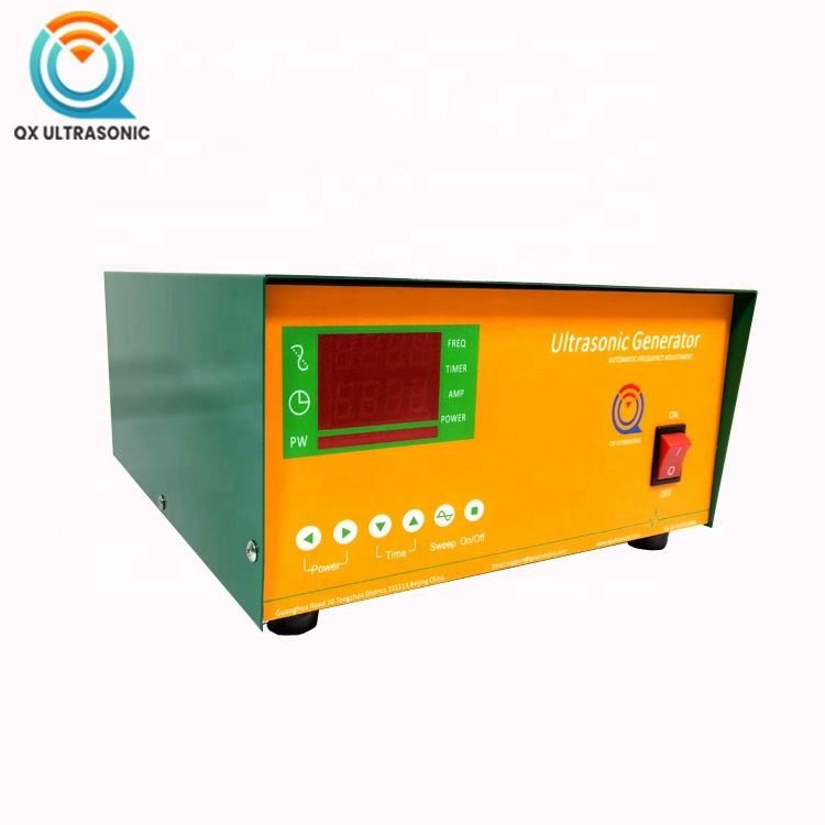 Ultrasonic Frequency Signal Generator 2000w Pzt Generator For Transducer Cleaning