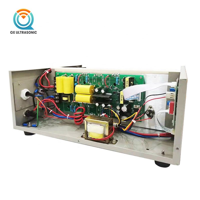 Ultrasonic Frequency Signal Generator 2000w Pzt Generator For Transducer Cleaning