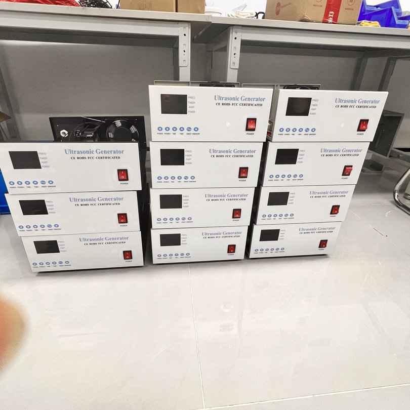 20K-40KHZ 200W-3000W Ultrasonic Washer Generator For Cleaning Ultrasonic Parts