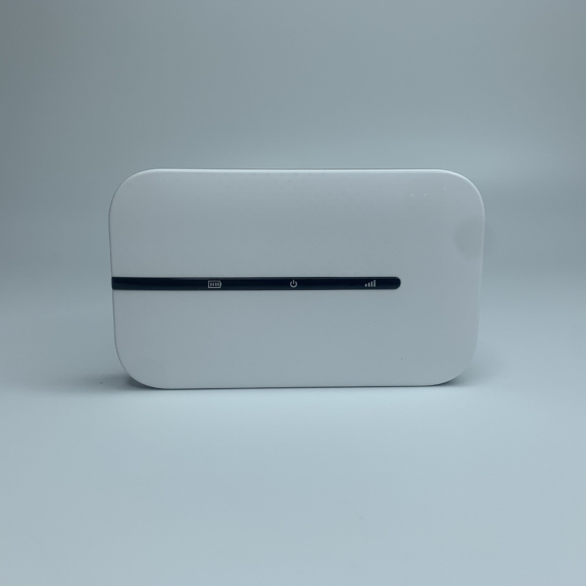 New Portable Mobile Smart B1.3.7.8.20.38.40.41 Signal Generator In Home Car Outdoor Mobile Wifi Router 4G LTE Wireless