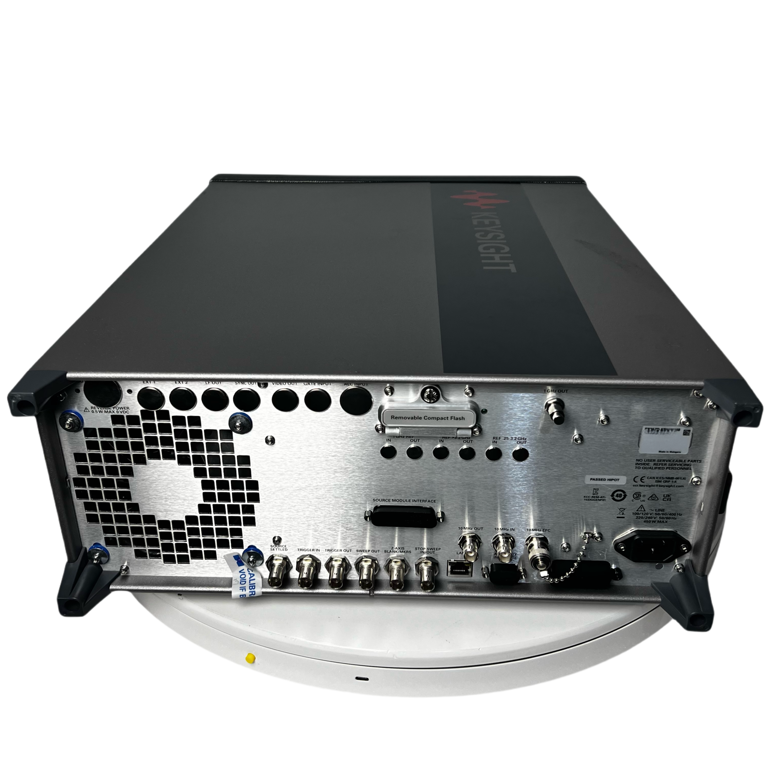 Keysight E8257D PSG Analog Signal Generator, 250 kHz to 40 GHz