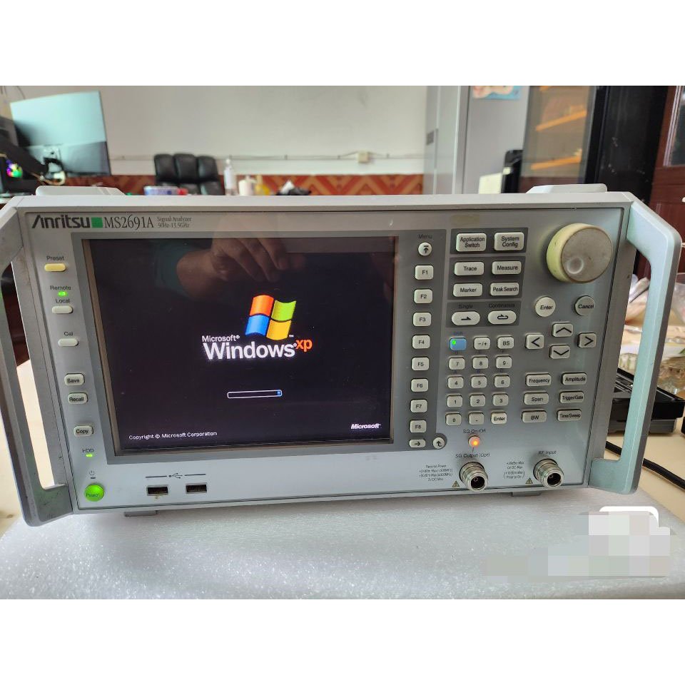 Anritsu MS2691A 50Hz-13.5GHz Signal Analyzer Generator
