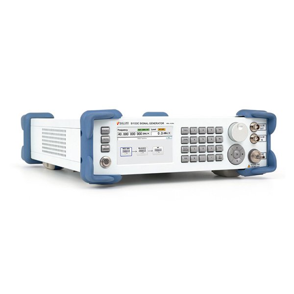 10 MHz to 67 GHz S1133 Series Microwave Analog Signal Generator
