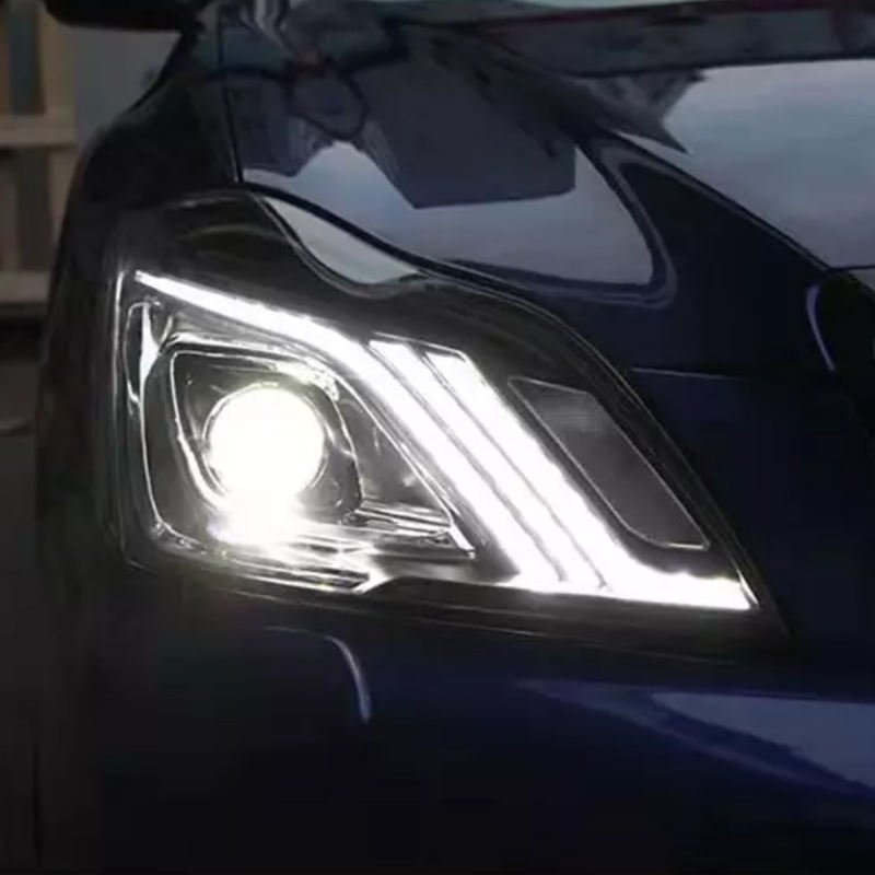 LED daytime running lights turn signals car led headlights for Toyota 12th generation Crown 2003-2009