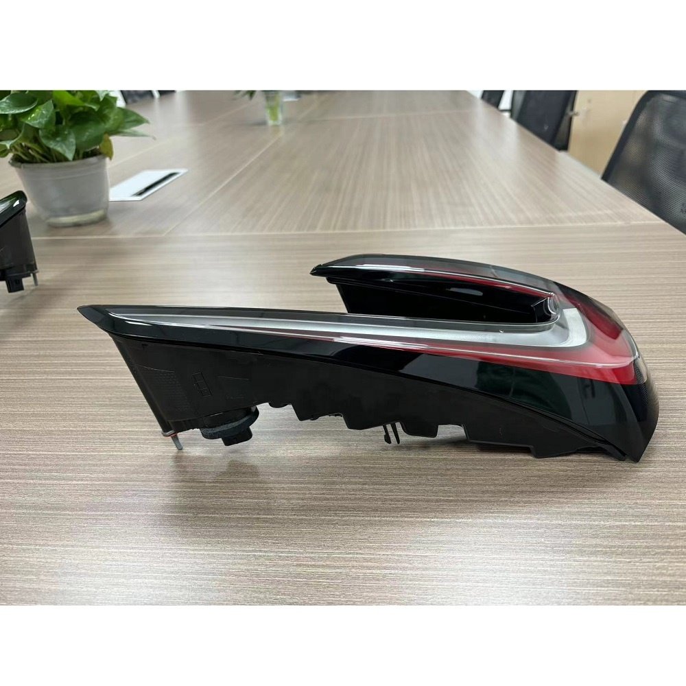 Auto Parts Auto Lighting System Rear Car Led Tail Lamp Oem 1691500-00-f For Tesla Model 3